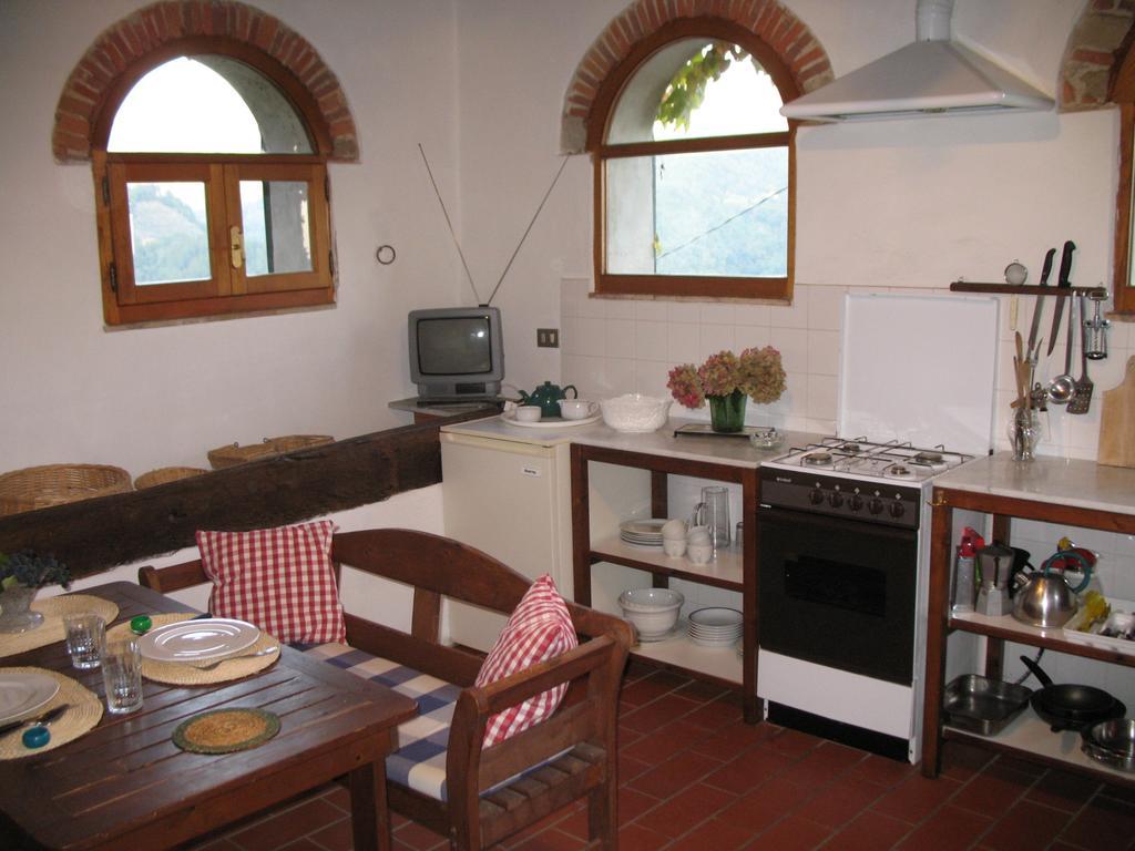 Fattoria Di Pietrabuona Apartment Pescia Exterior foto